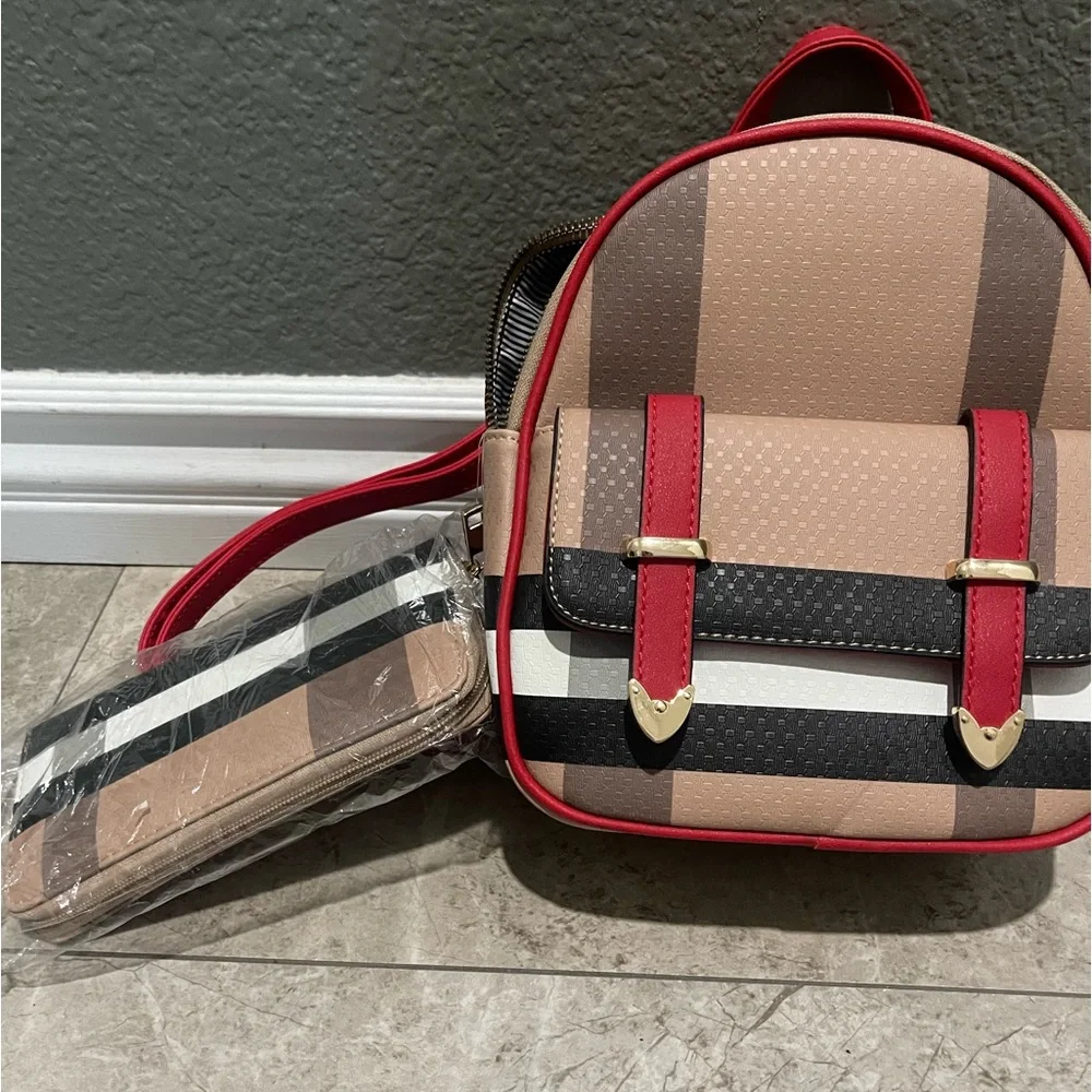 Cute Mini Backpack - Picture 5 of 5